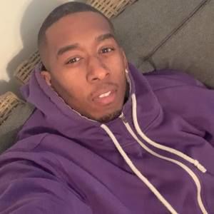 Meet your Posher, Adrian